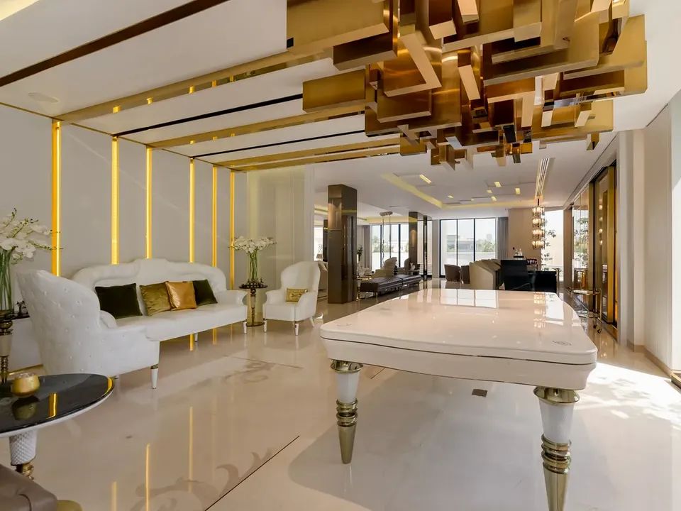Emirates Hills image thumbs 1