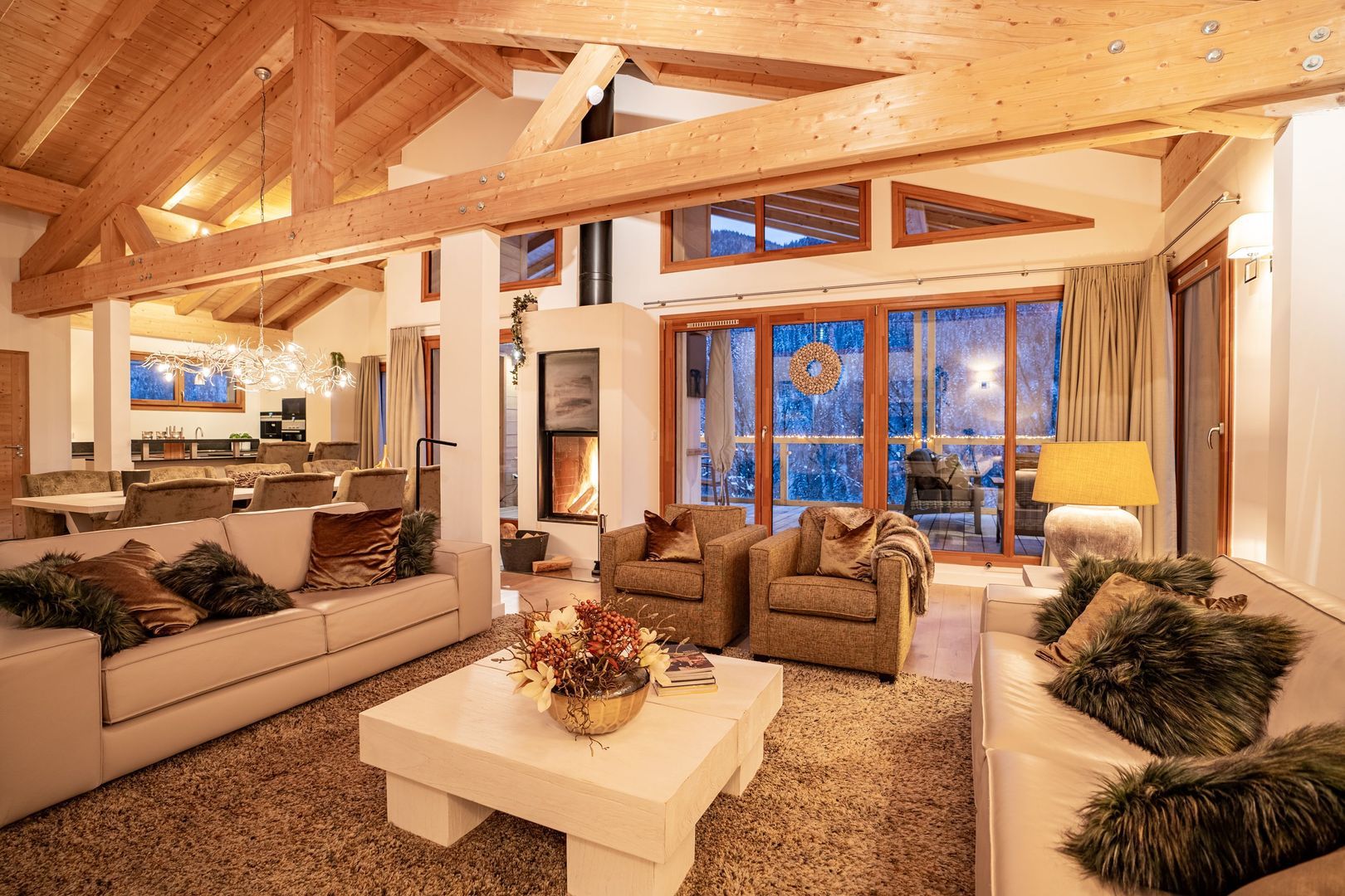 Amazing Chalet image 1