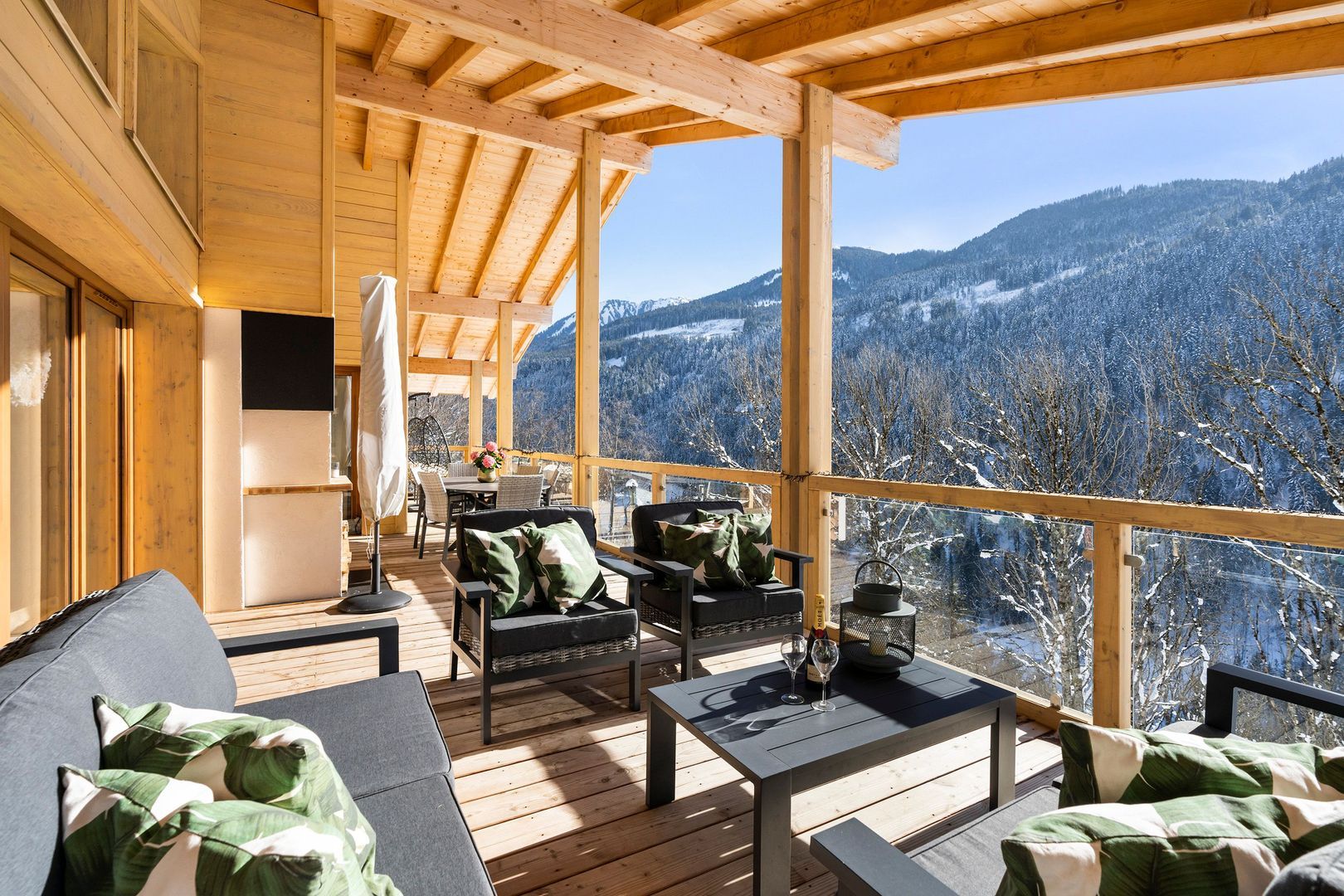 Amazing Chalet image 1