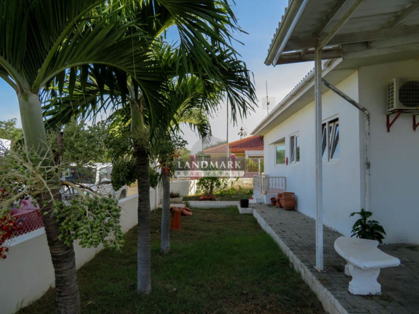 Kaya Sint Joris Garden 19, Willemstad foto-4