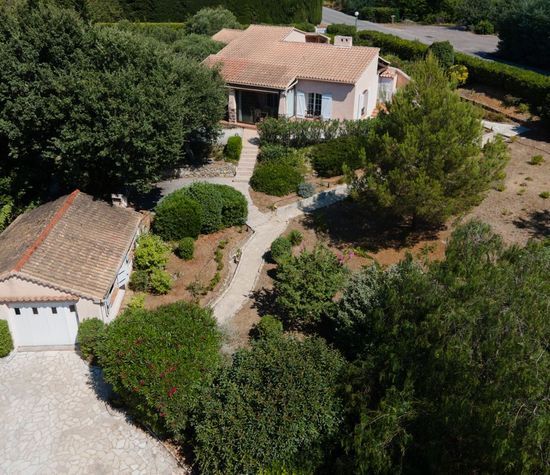 Grimaud, Golf van Saint Tropez