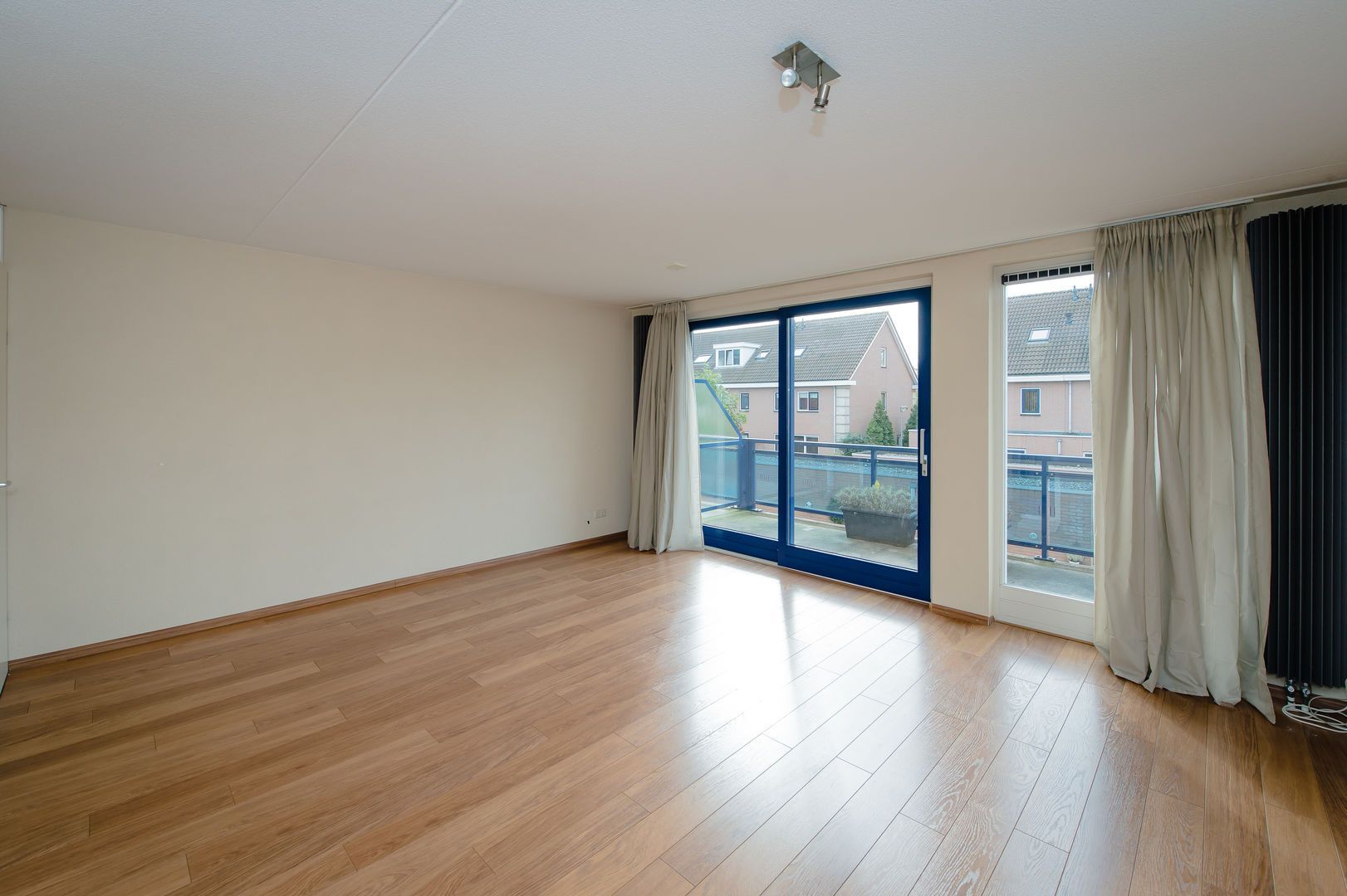 Parelsnoer, Rhoon foto-1