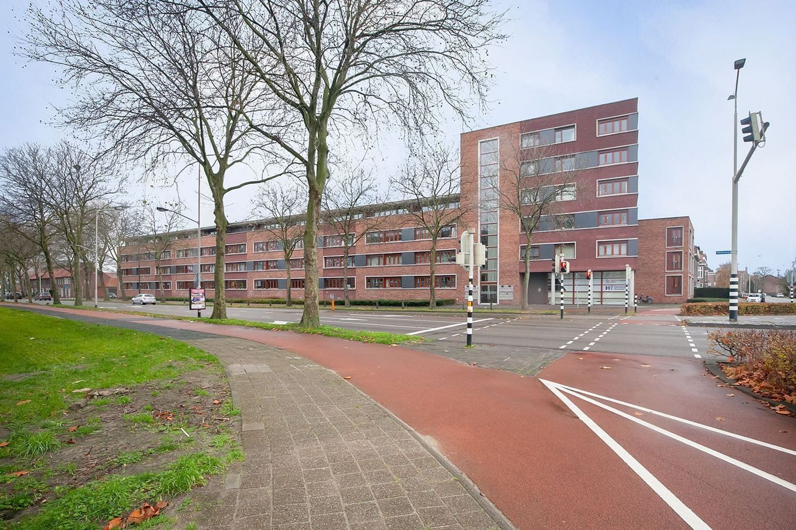 Beverweg, Breda foto-0 blur