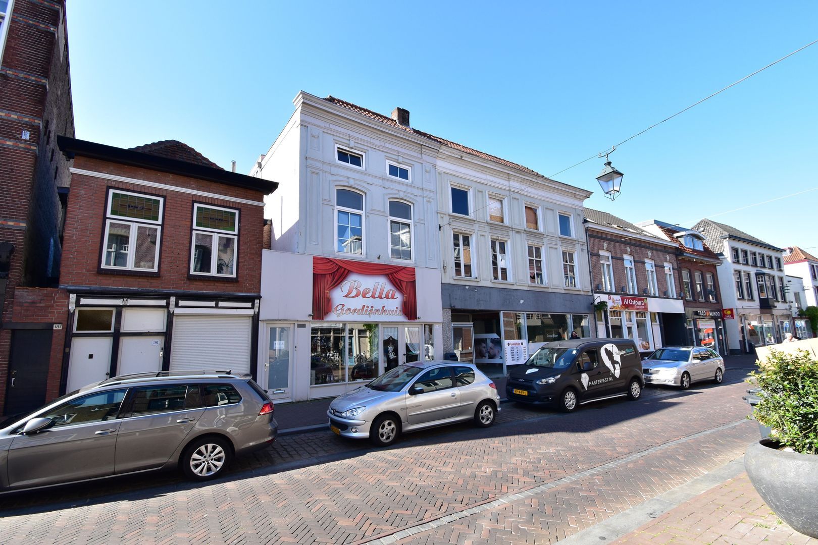 Haagdijk, Breda foto-0 blur