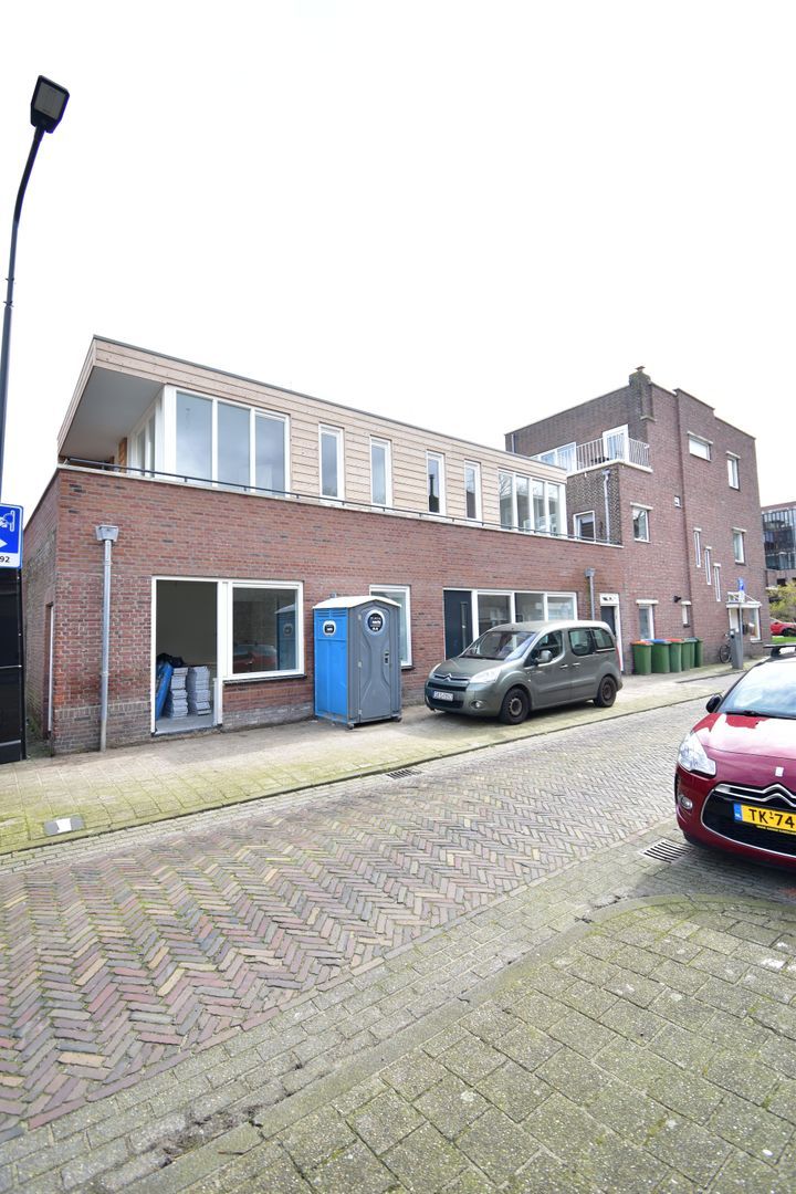 Leeuwerikstraat, Breda foto-0 blur