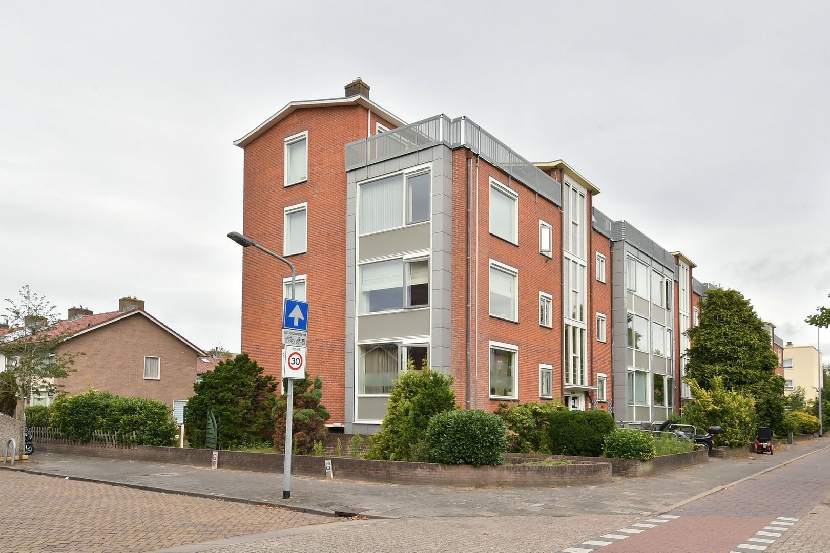 Oosterengweg 334, Hilversum foto-0 blur