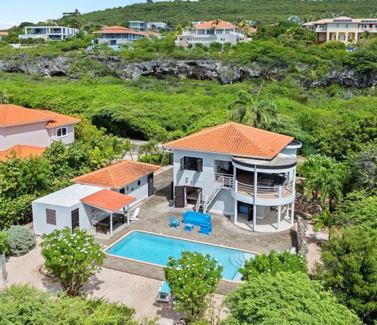 Coral Estate 41, Coral Estate