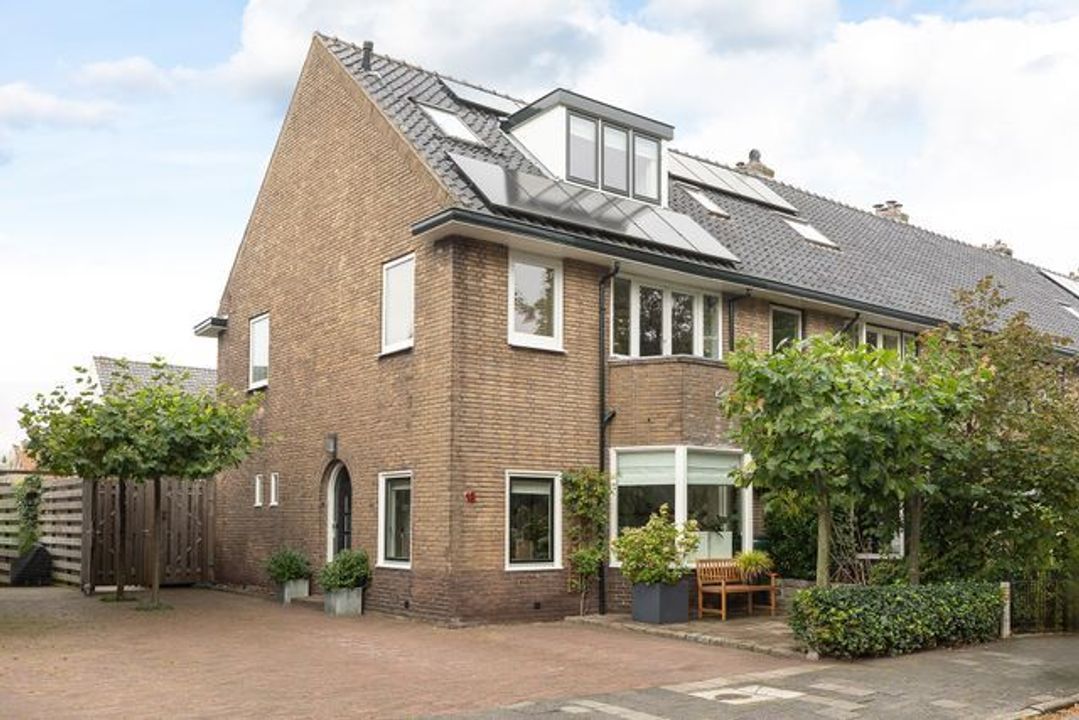 Van Beuningenstraat 18, Hilversum