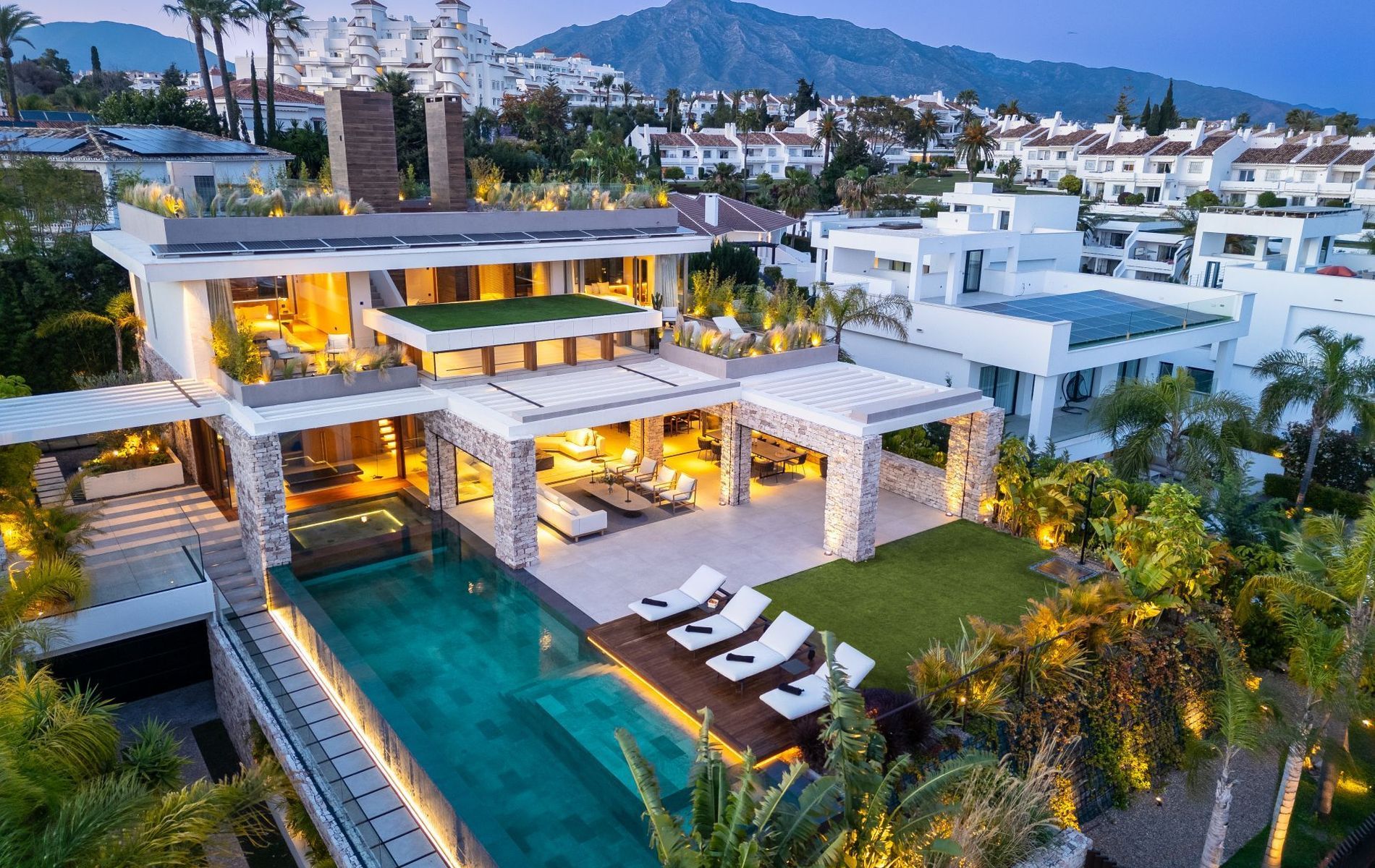 VIllA P - Independent Villa, Nueva Andalucía, Marbella