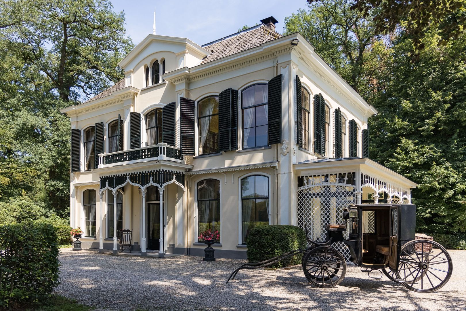 Historisch NSW landgoed met landhuis en diverse opstallen. image 1
