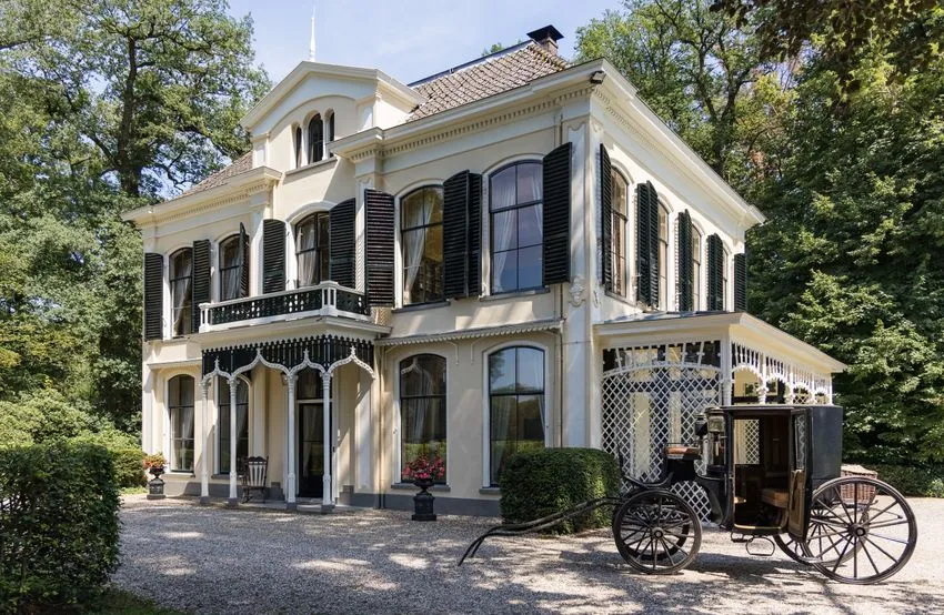 Historisch NSW landgoed met landhuis en diverse opstallen., 