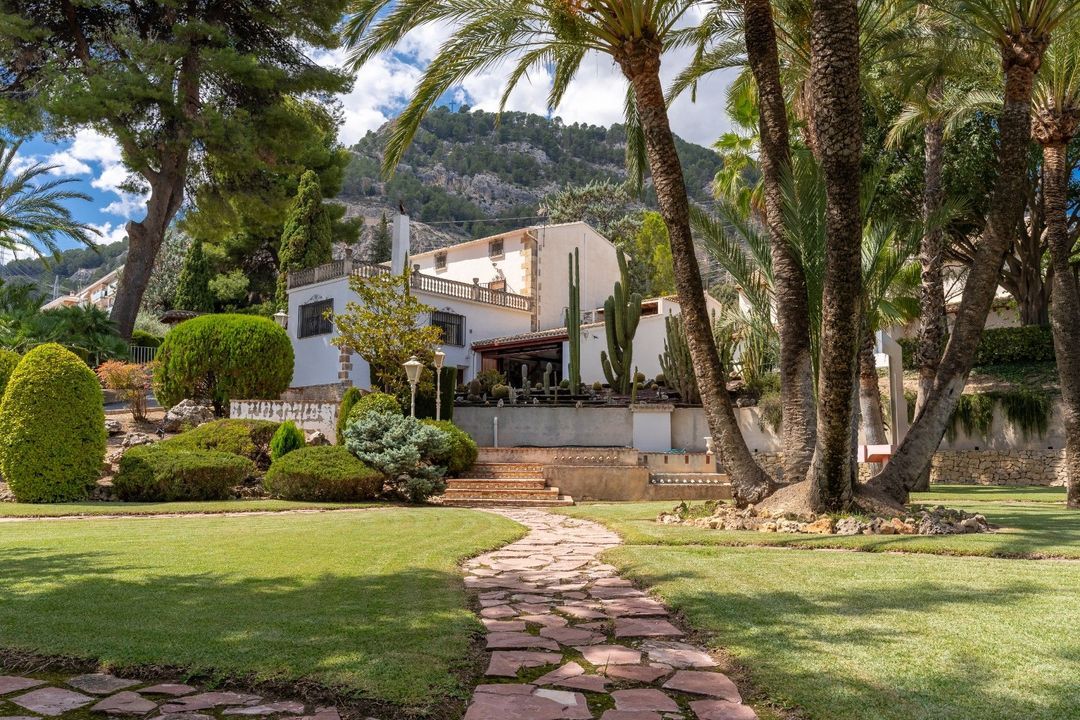 Spectacular Luxury Estate with Panoramic Views in Alcoy, Alcoy foto-2