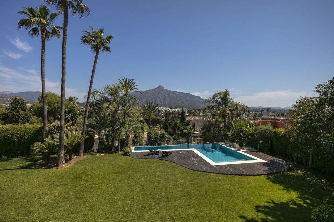 Bright villa with great views, Las Brisas, Málaga foto-3