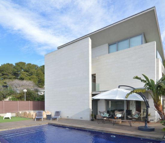 Sophisticated villa, Near the beach in Tarragona