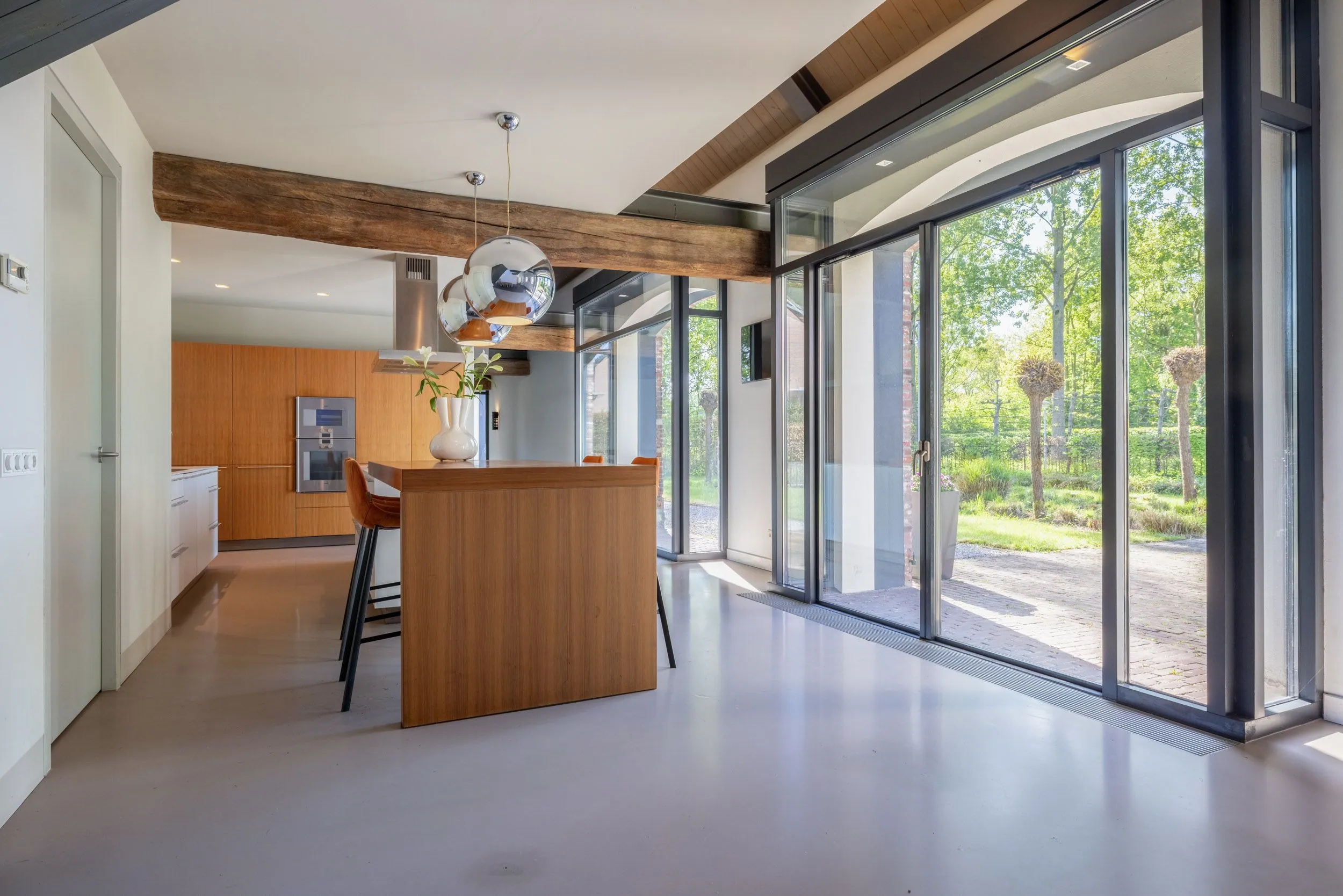 visuals services-letting-2 visual-lg